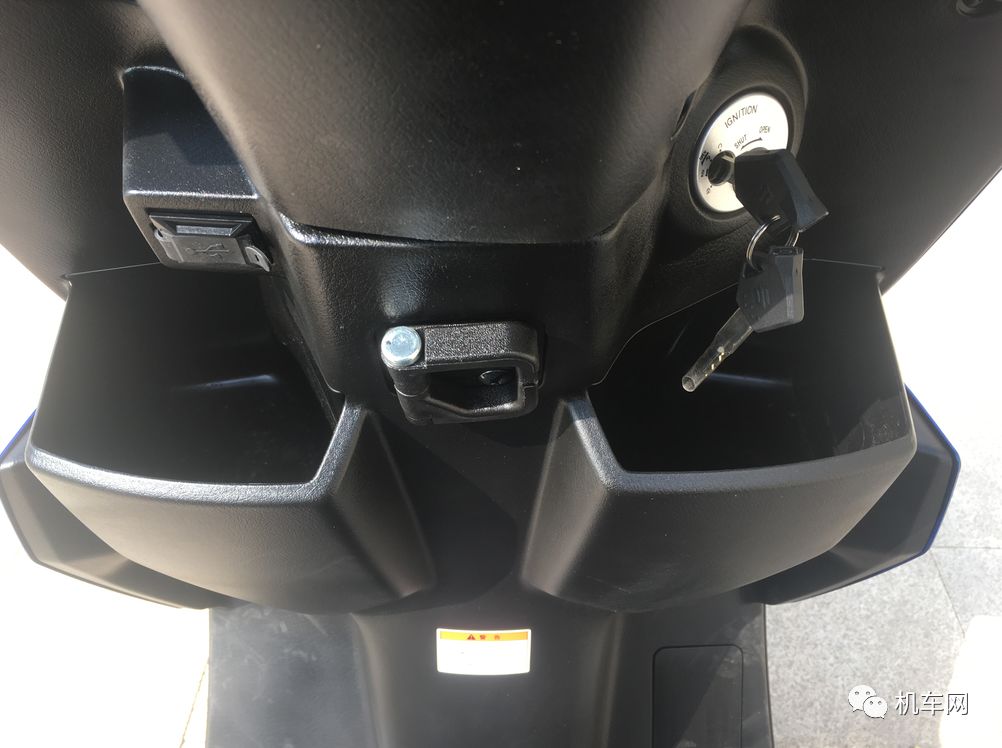 小踏板铃木uy125跑了15万,铃木踏板uy125可以零首付