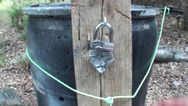 用枪开锁真的好吗,现实中能用手枪开锁吗