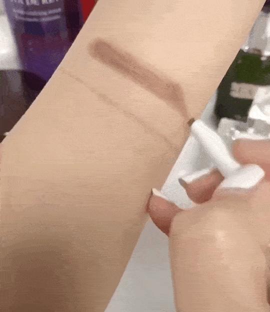 女人出门尽量化淡妆,日常出门都是怎么化淡妆