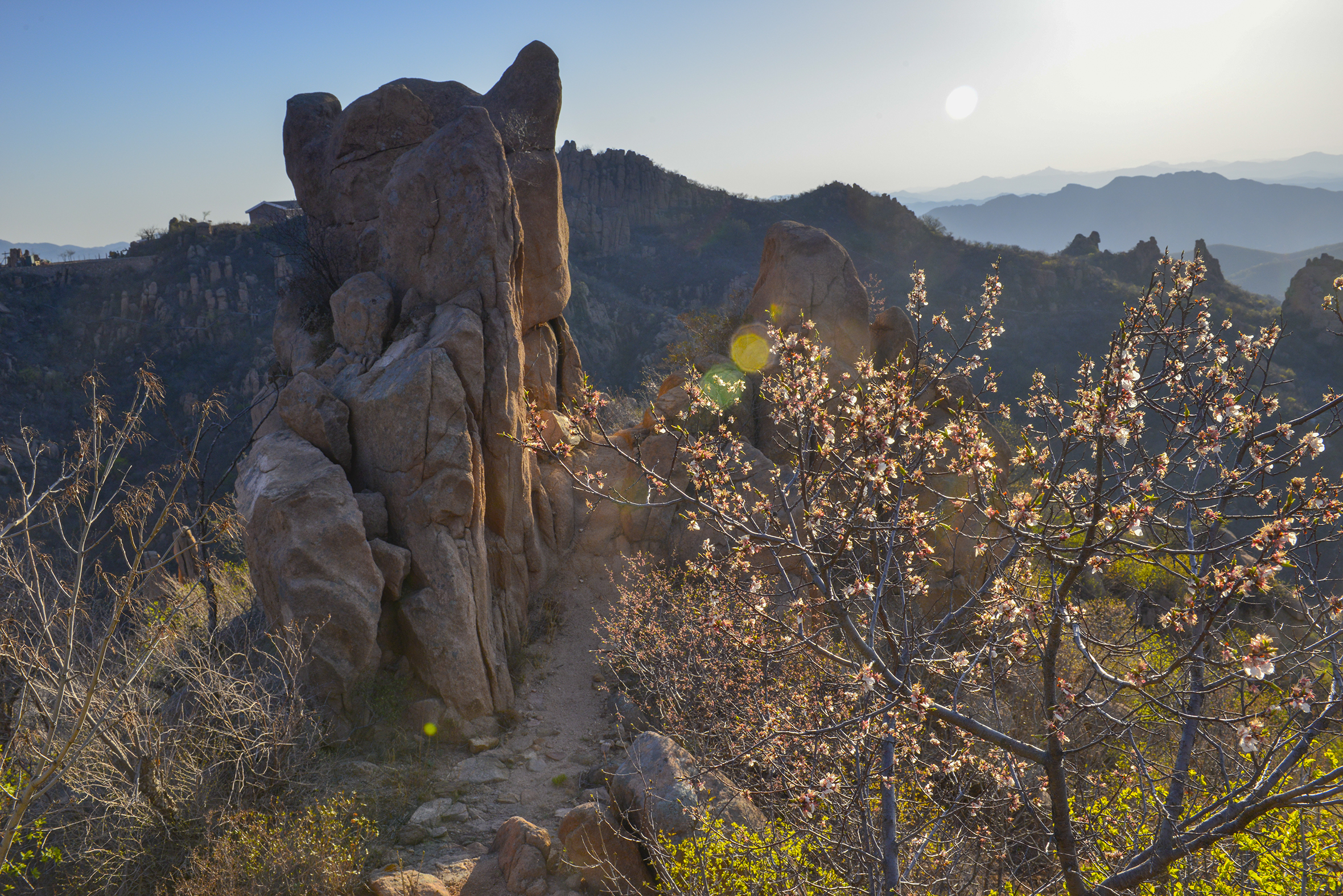 辽西旅游必去十大景点,辽宁朝阳风景区排名前十