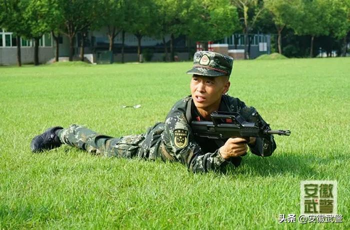 走好军旅路｜江朋朋——从军路上的“三本秘籍”