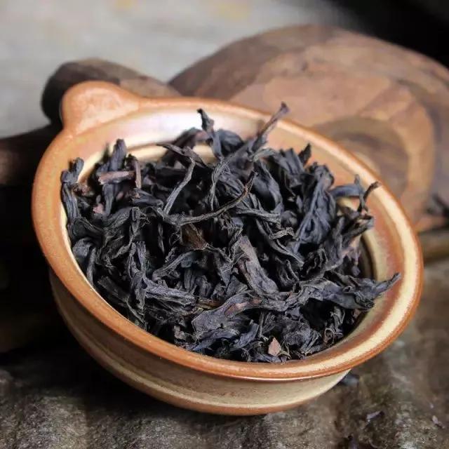 武夷岩茶为什么要盖碗,岩茶为什么隔年喝