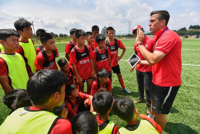 恒大如何成为足球青训,为振兴中国足球而努力