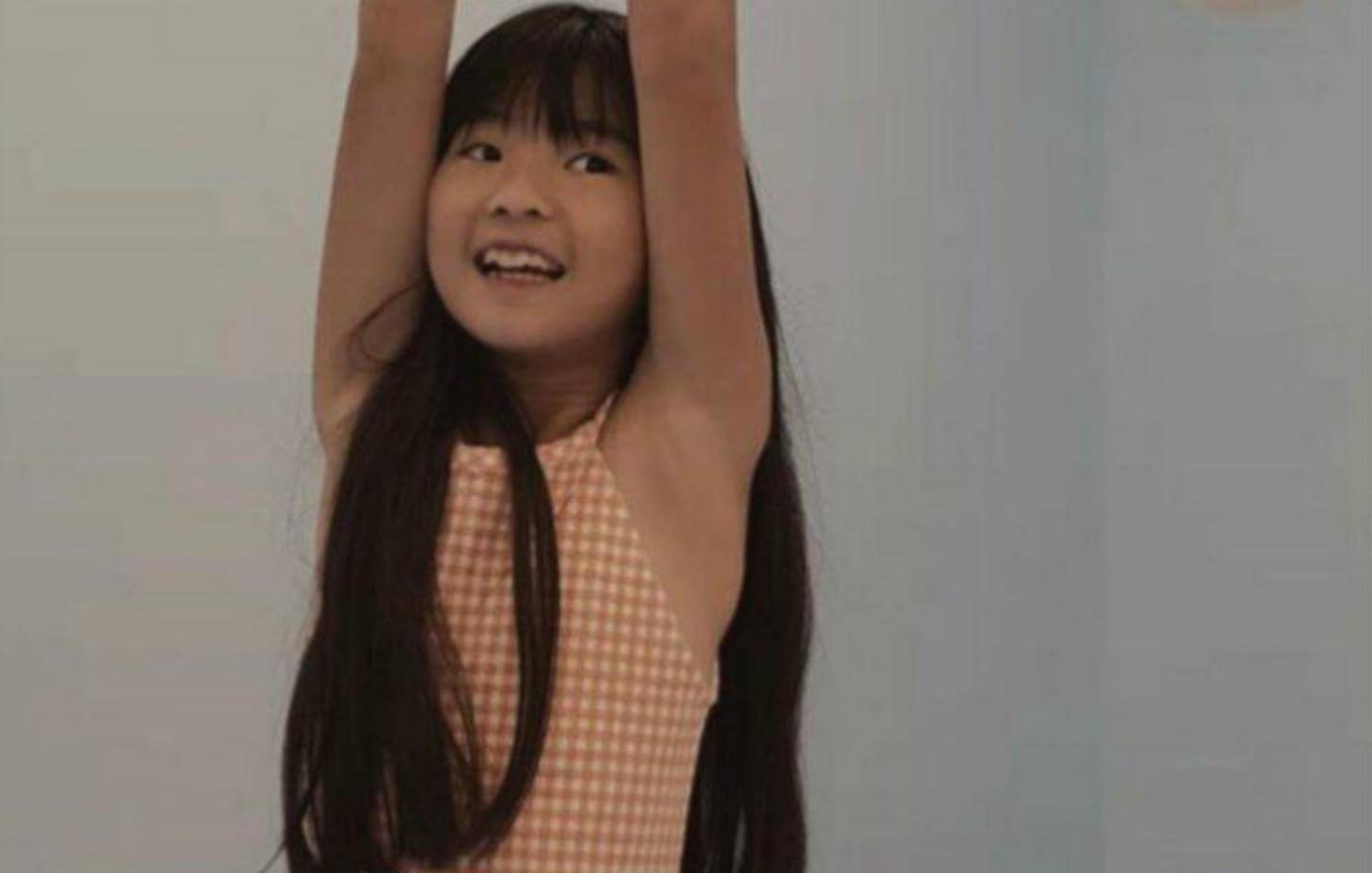 曹格女儿逆袭瓜子脸,曹格晒女儿长大了