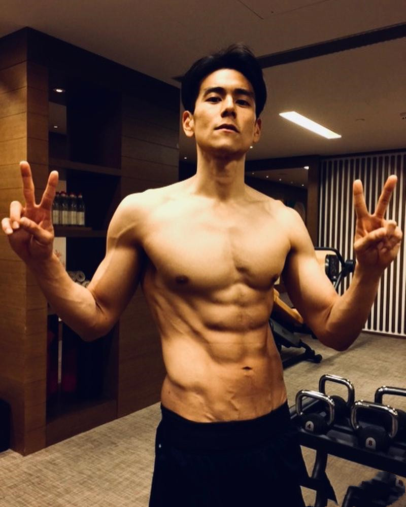 白敬亭的自律有多难,白敬亭身材的训练方法