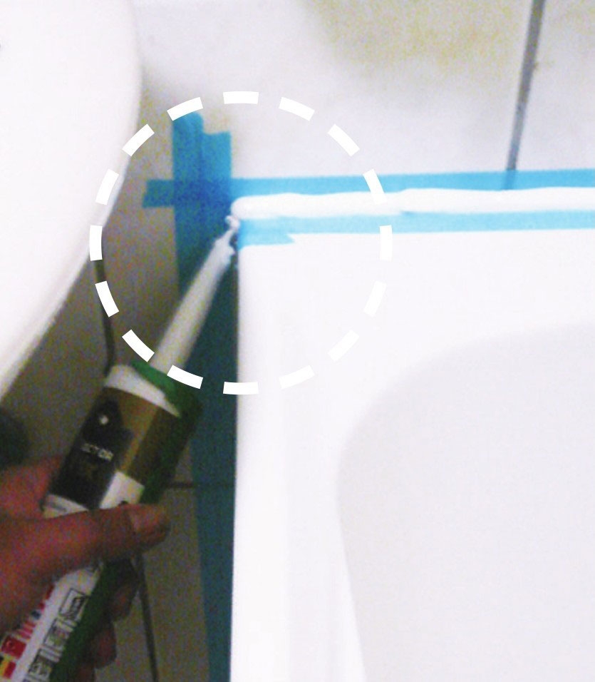 浴缸边的硅胶老发霉怎么办？深色硅胶·重头刮除·填缝剂三个妙招