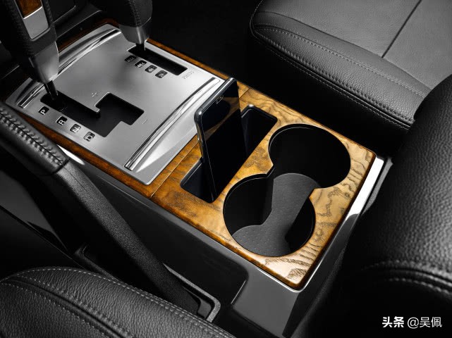 三菱帕杰罗2020款不够十五万,老将不老完整视频