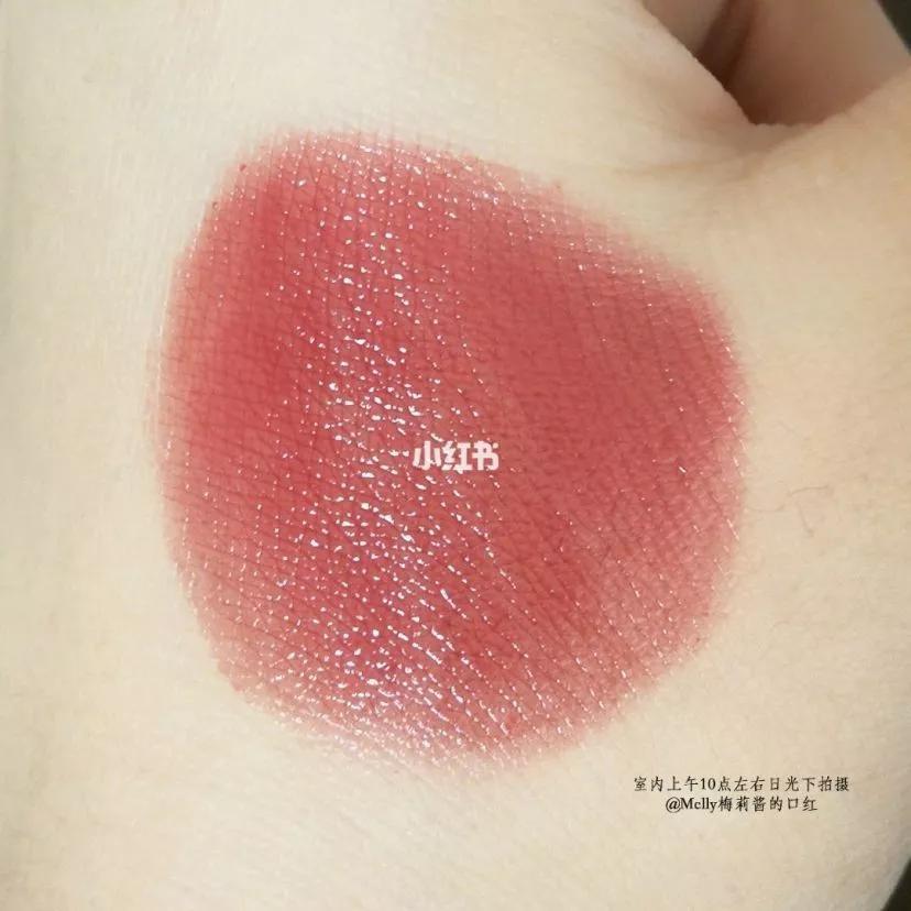 快买了这只口红来人间水蜜桃学院报道！