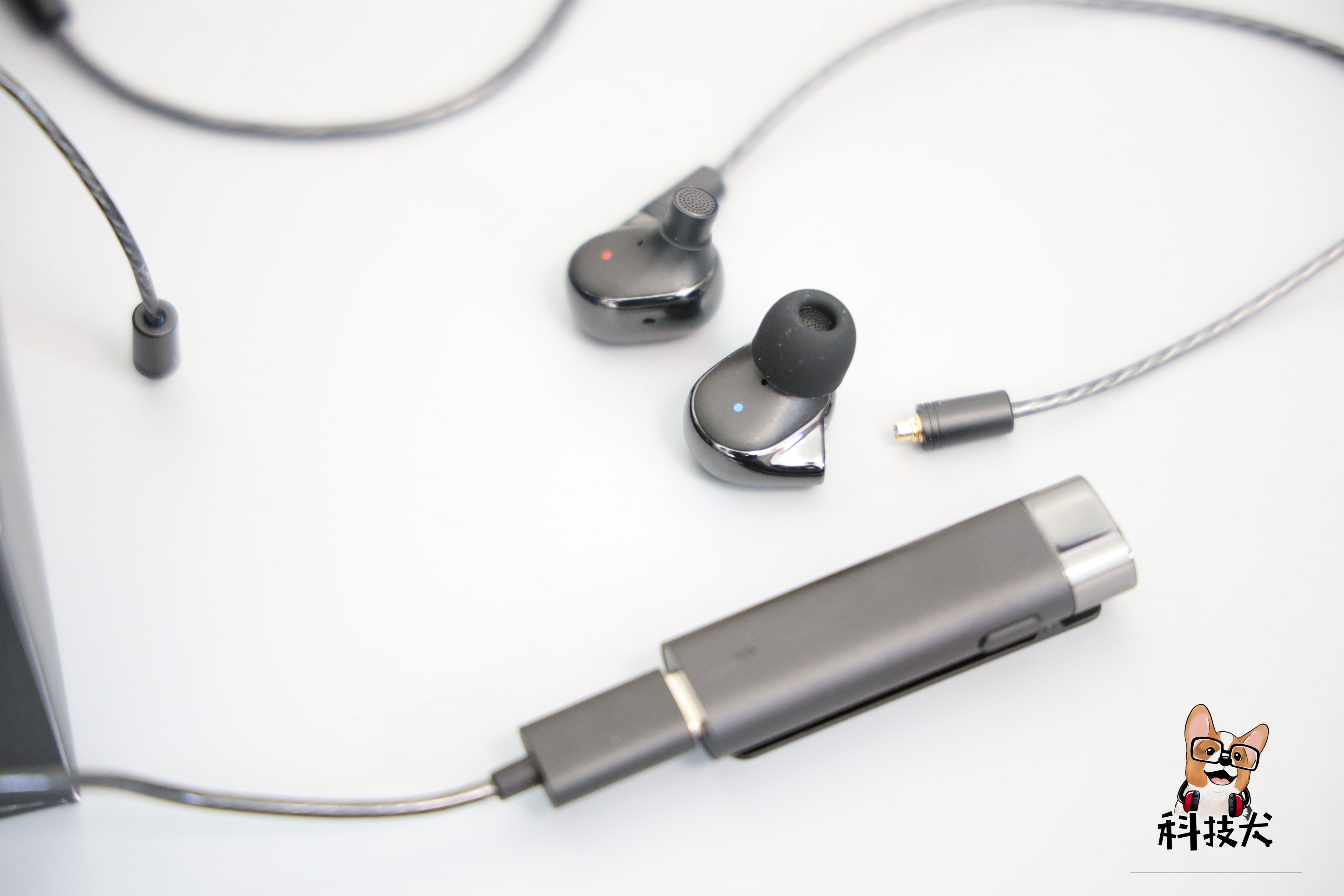 小米耳机单动圈和双动圈区别,小米圈铁4单元耳机舒适性