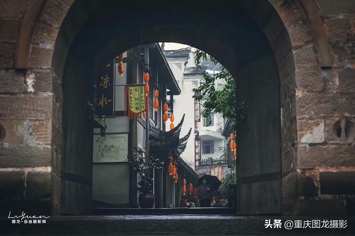 古镇怎么拍照片人像,拍古镇有哪些摄影技巧