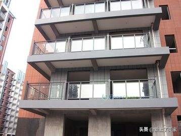 阳台铝合金护栏要不要拆除？怪自己当初不懂