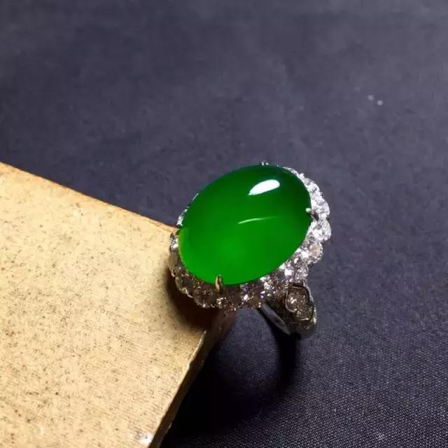 翡翠就是这么美,翡翠的美容