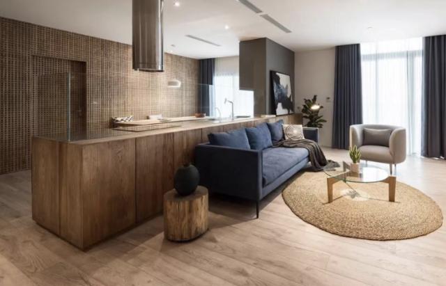 历时52天他把老宅改造成5层别墅,最牛木匠打造木头房子