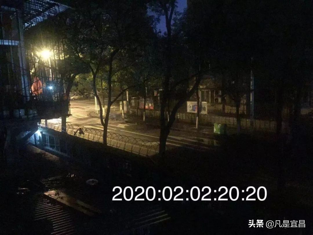 战疫情202002022020现时共存