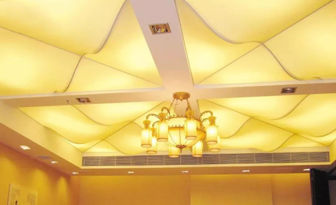 苹果店透光石材工艺,苹果店装修用的什么玻璃