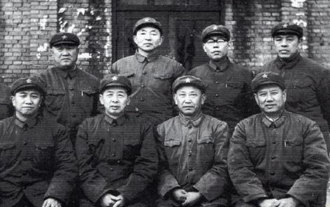 毛主席13年的警卫员，曾把主席带进“坑”里，晚年享正部级待遇