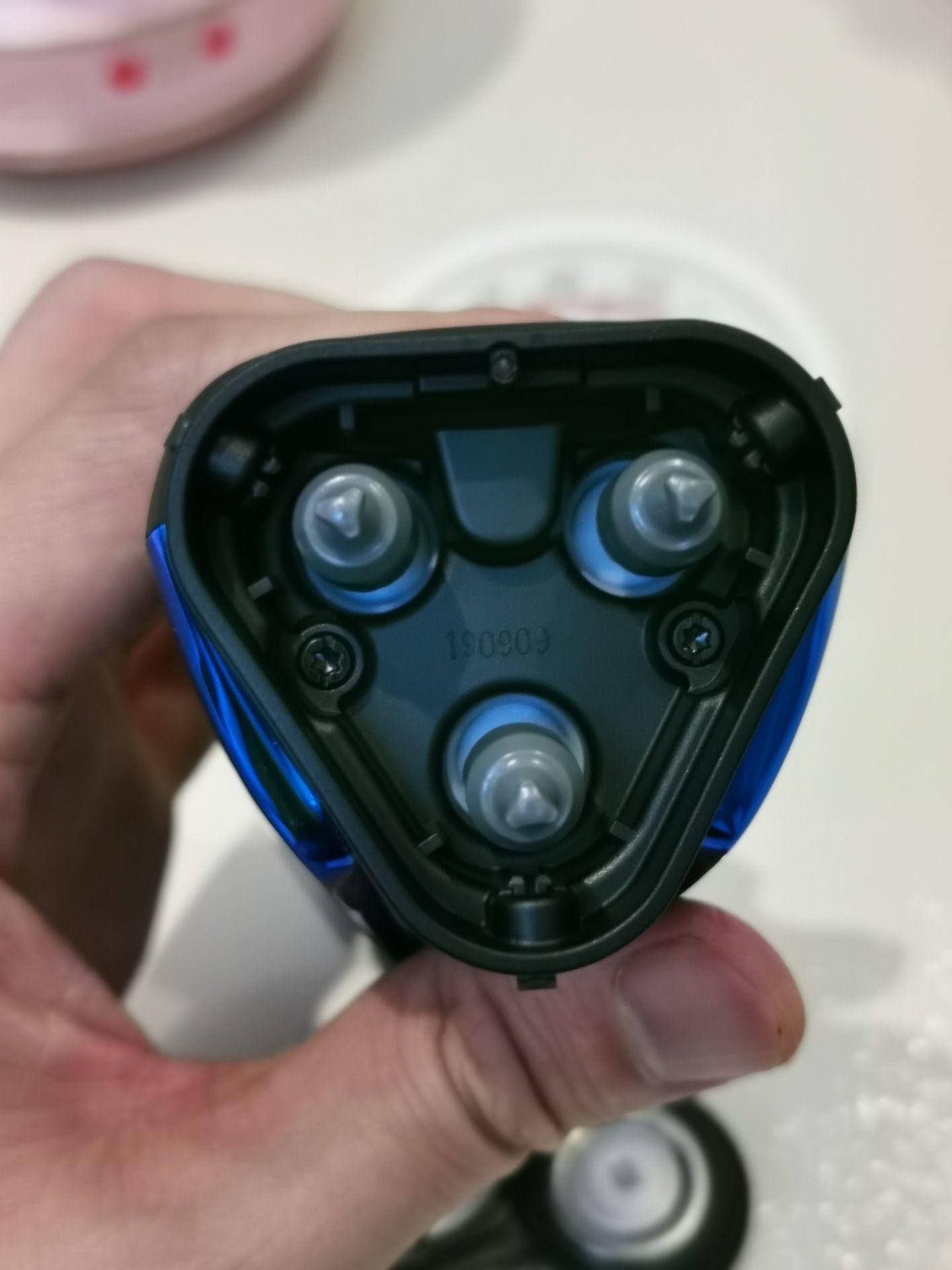 飞利浦1000系列剃须刀咋样啊,双11飞利浦剃须刀排行