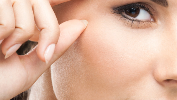 泽平粉刺立消净闭口,美容院治疗闭口粉刺的方法