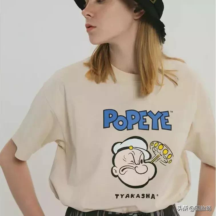 优衣库+MOCO+乐町联名T恤都太好看了！求求你帮我选一下