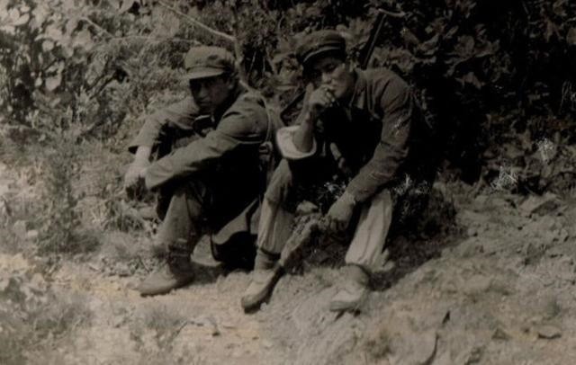 对越自卫战前线战士,对越自卫反击战战士送物资