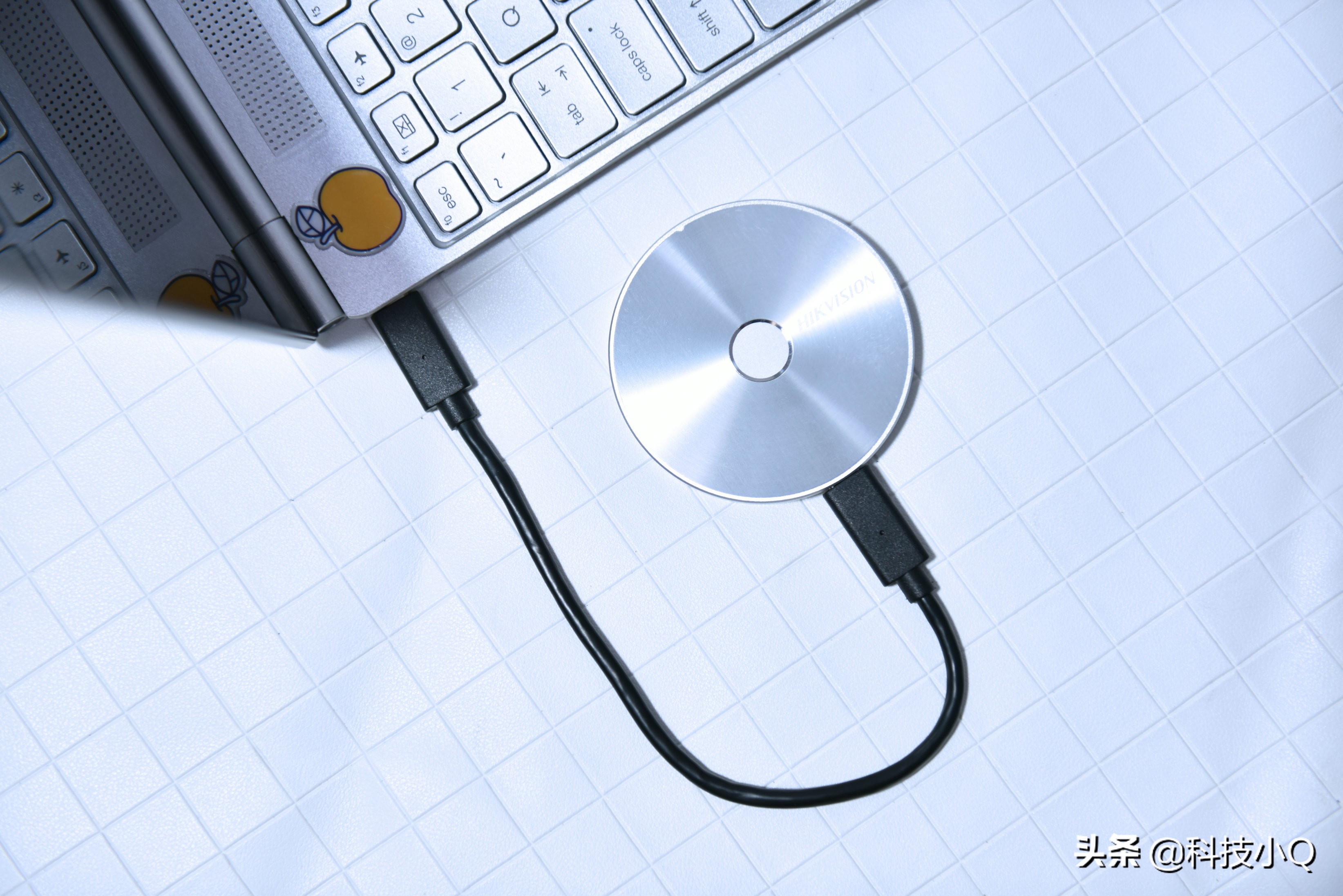 海康威视固态硬盘cc700和c4000,海康威视m.2固态硬盘盒评测