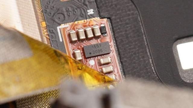 魅族首款智能手表拆解报告，内置艾为AW8896数字智能K音频放大器