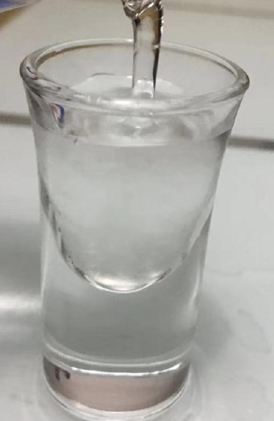 西凤酒55度高脖绿瓶测评,绵柔凤香型绿脖西凤酒45度品鉴