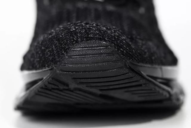 白菜价脚感软弹跑鞋,白菜跑鞋