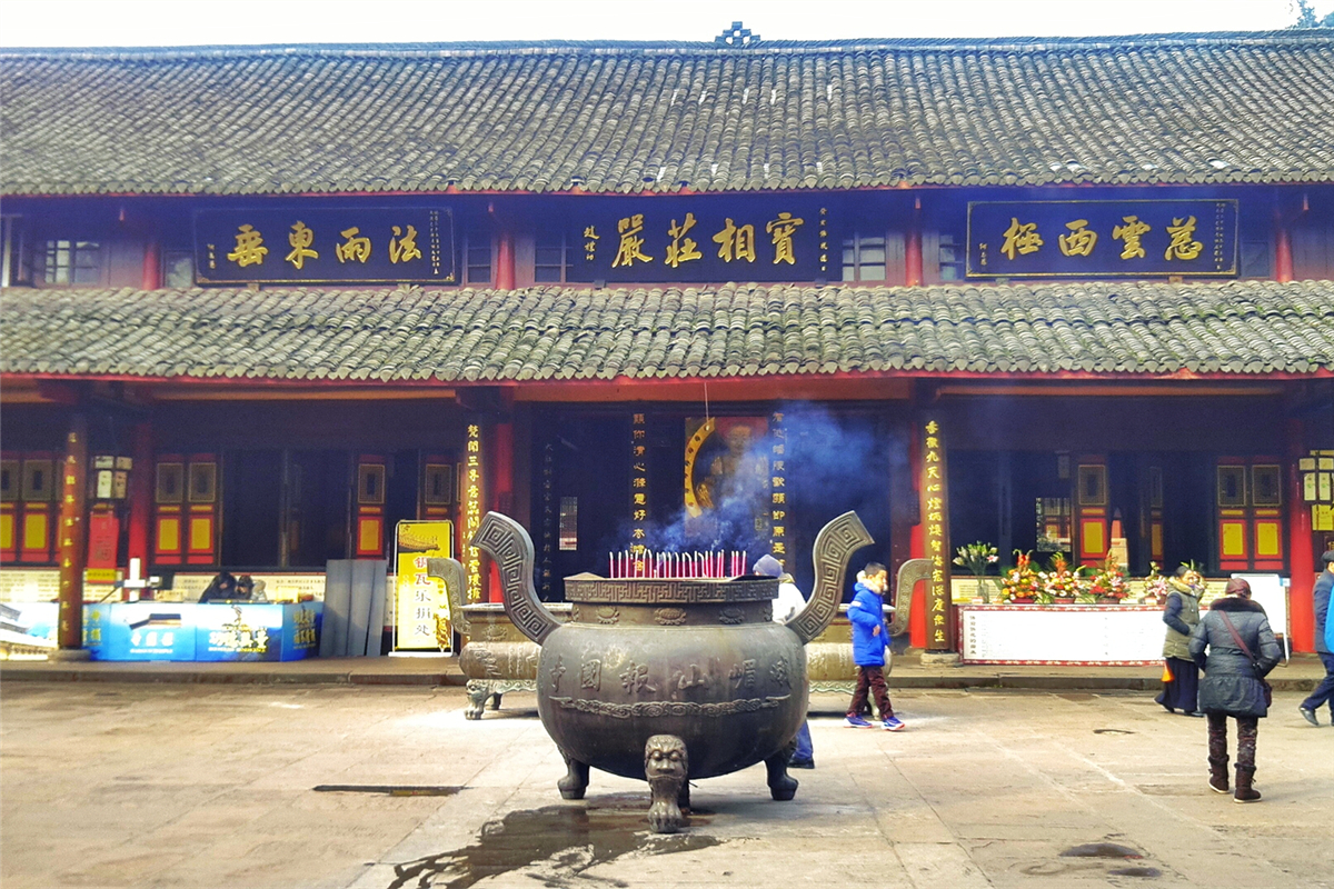 峨眉山怎么玩景点攻略视频,峨眉山旅游攻略超详细