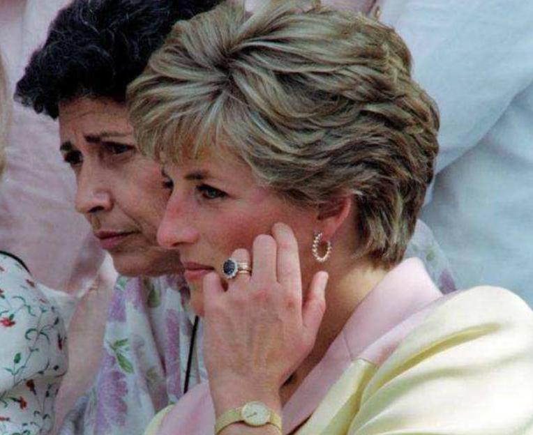 凯特威廉梅根最新消息,凯特和梅根礼服事件