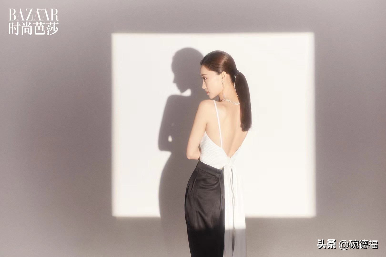 张小斐时尚芭莎红毯造型,张小斐吊带连衣裙时尚芭莎