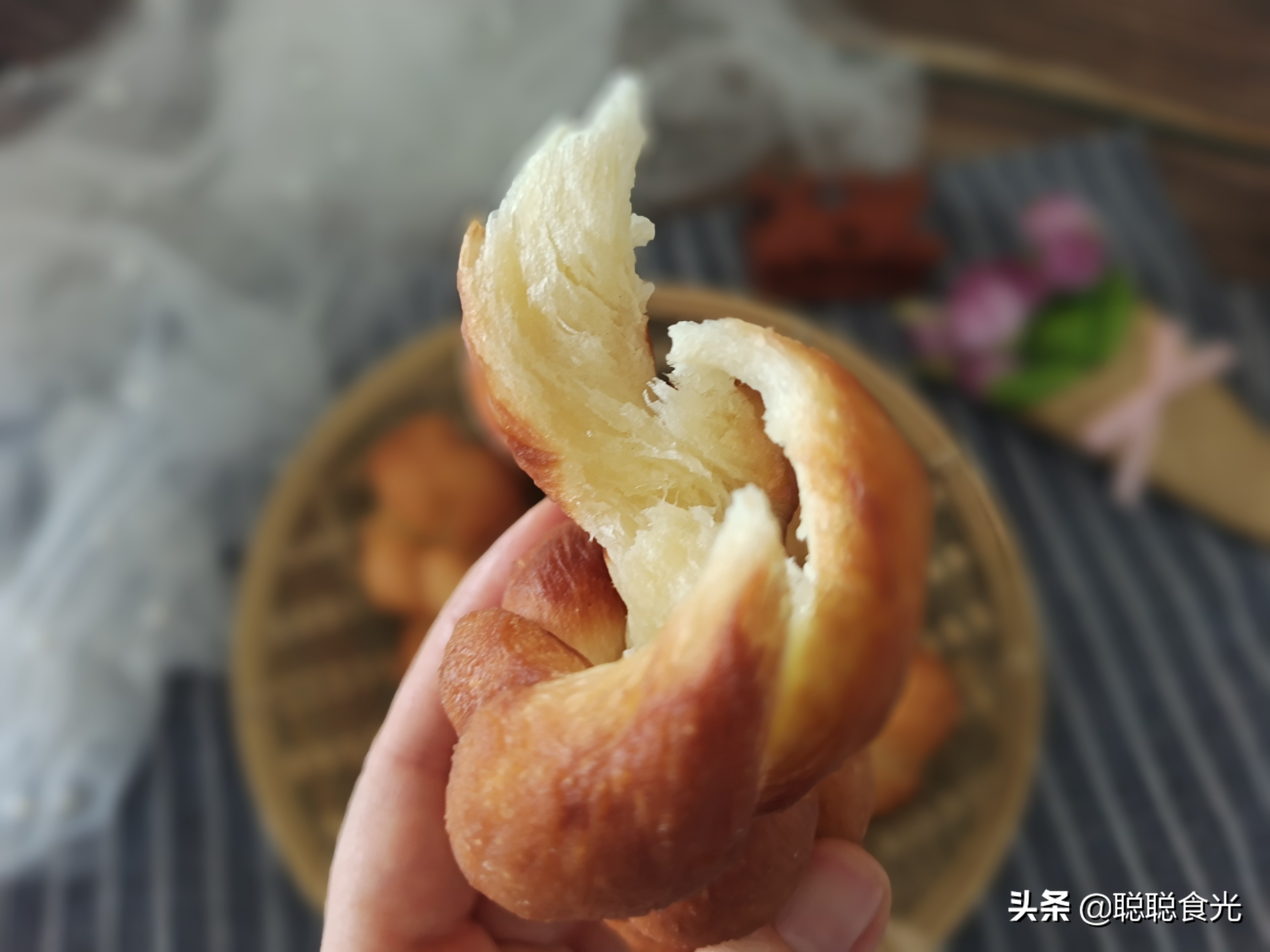 炸麻花可以用蜂蜜吗,过年小零食炸麻花做法