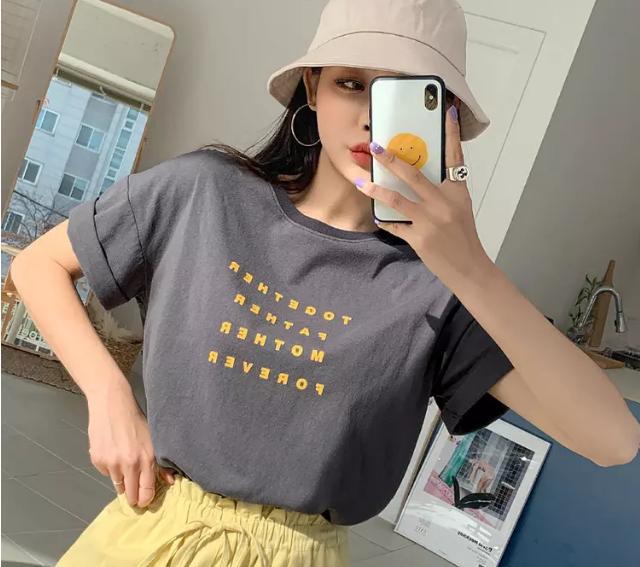 韩版时尚印花短袖t恤女装2022夏,韩版时尚潮流女装夏宽松版t恤