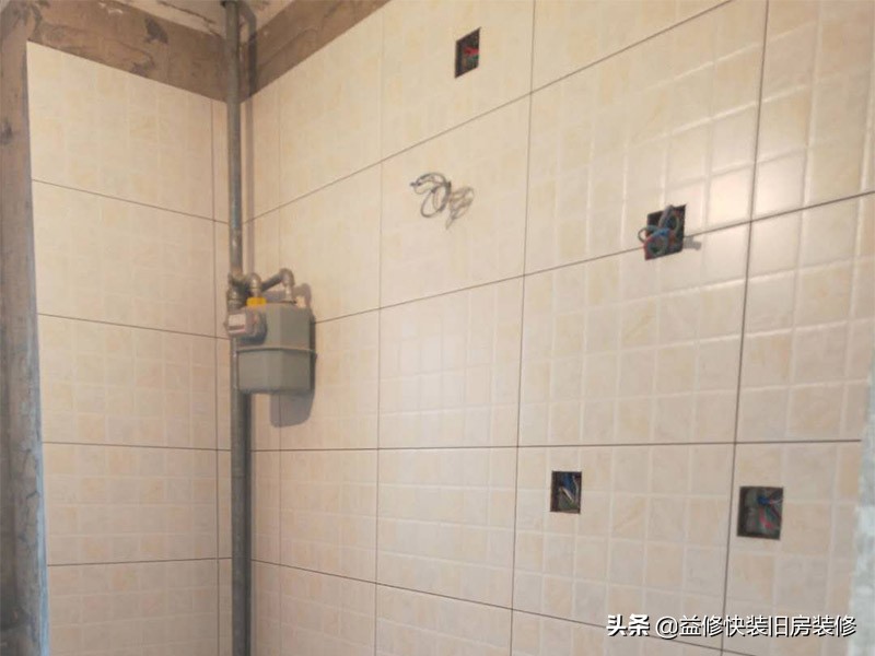 地板砖翘起来怎么修复,地板砖翘起最简单的修补方法