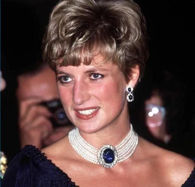 卡米拉珠宝沙特王室,沙特王室送劳斯莱斯