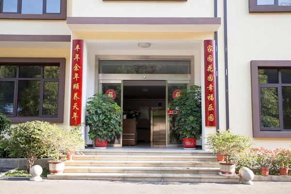 老人贫血需要怎么治疗,老人贫血该怎么调养