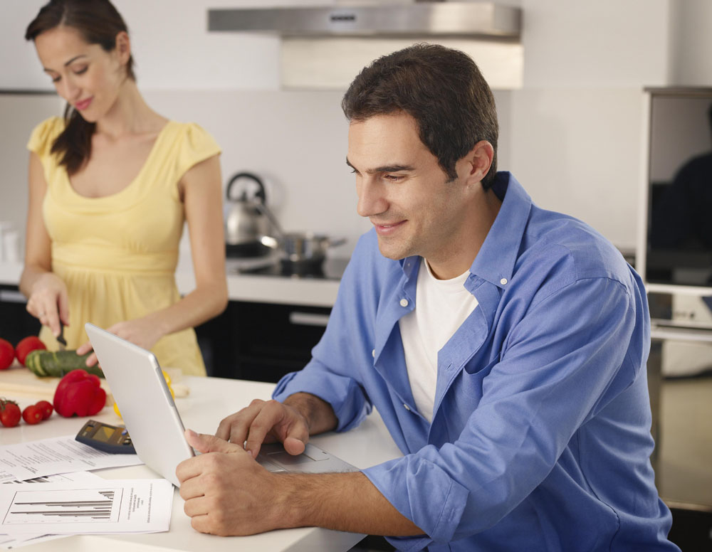 女人用好这3招轻松俘获男人心,女人最让男人动心的三个动作