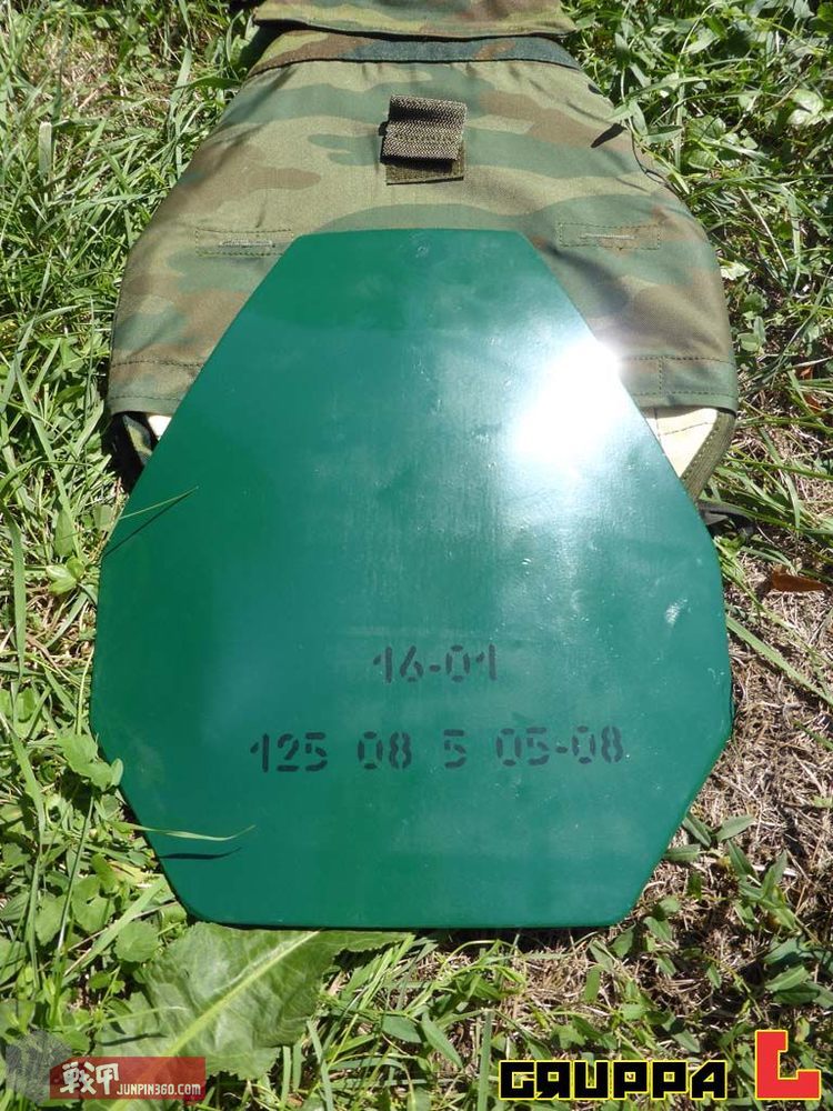 俄军标配的是几级防弹衣,俄罗斯陆军单兵防弹衣