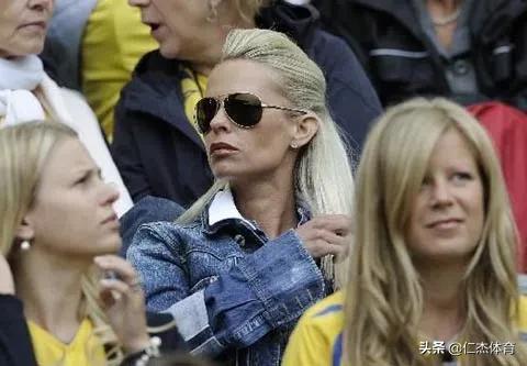 盘点一下足坛球星十大最美的老婆,精准评选国际足坛十大美娇妻