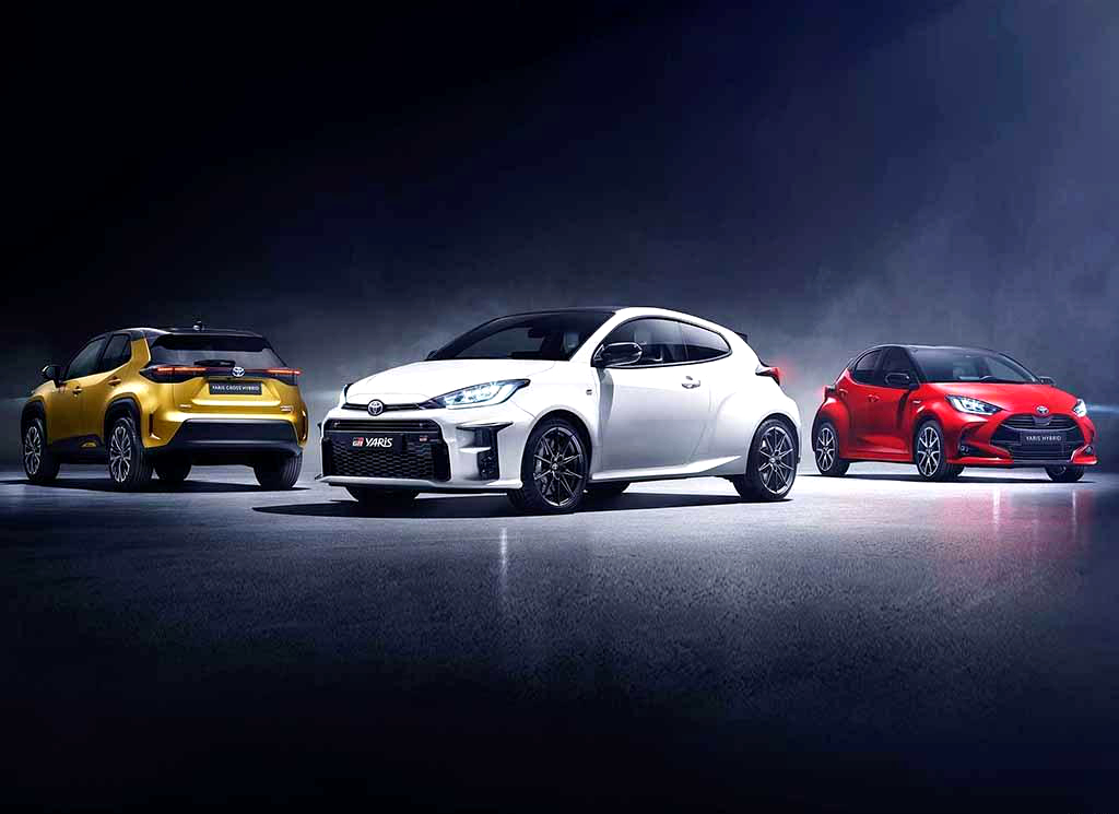 丰田雅力士对比飞度,丰田雅力士这款车的操作怎么样呢