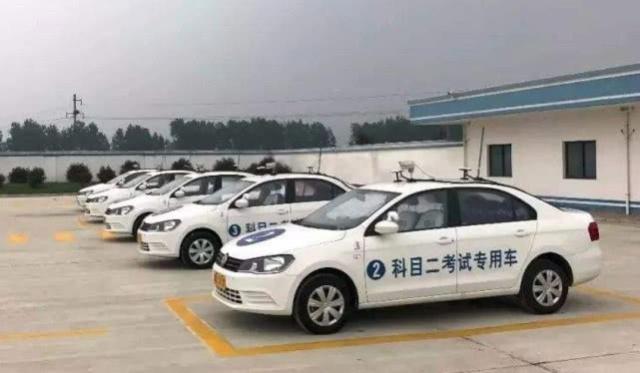 4月起，没考驾照的心烦了！教练也只能说，不要意思
