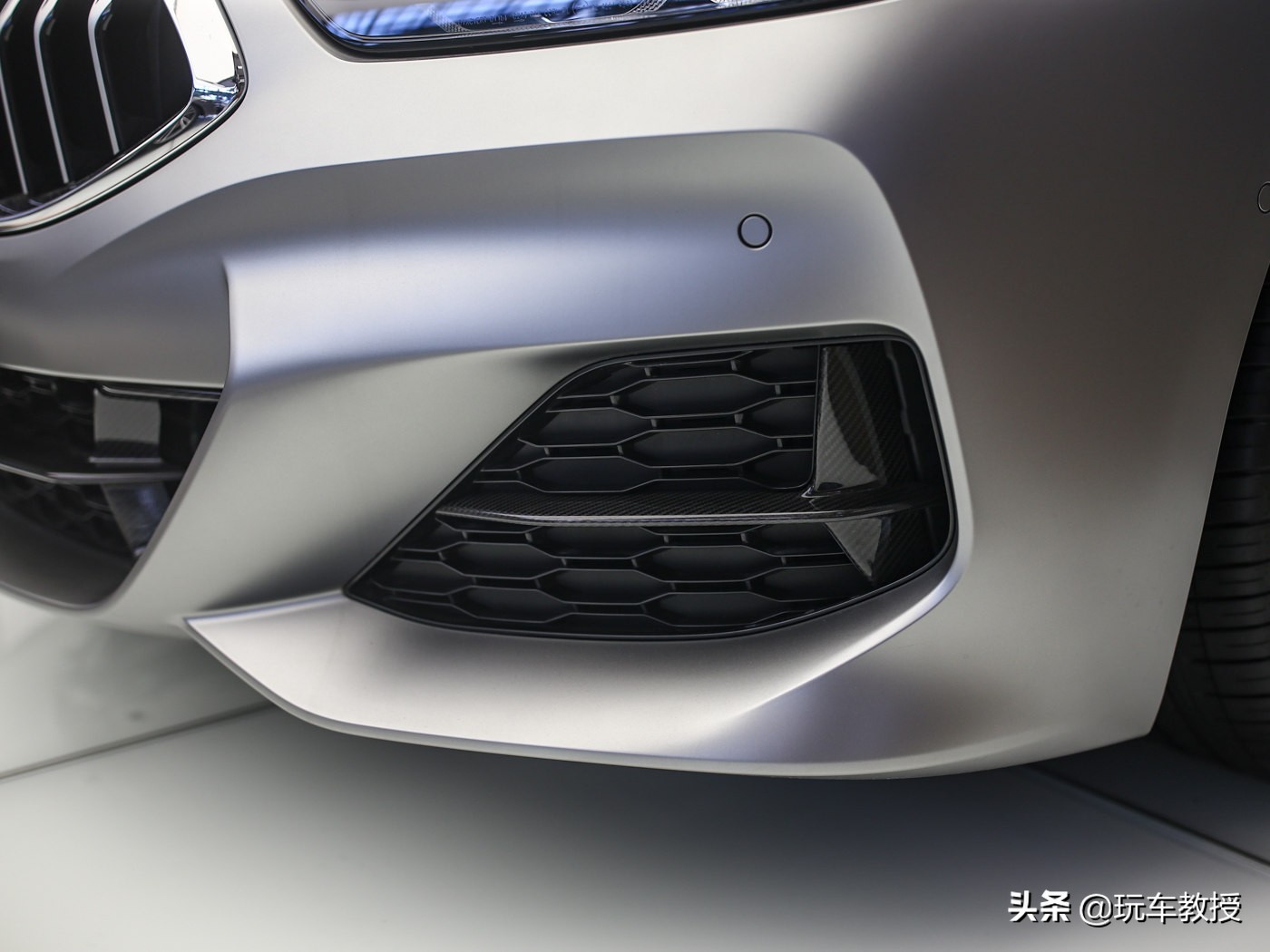 宝马2系敞篷停产,宝马8系敞篷试驾视频