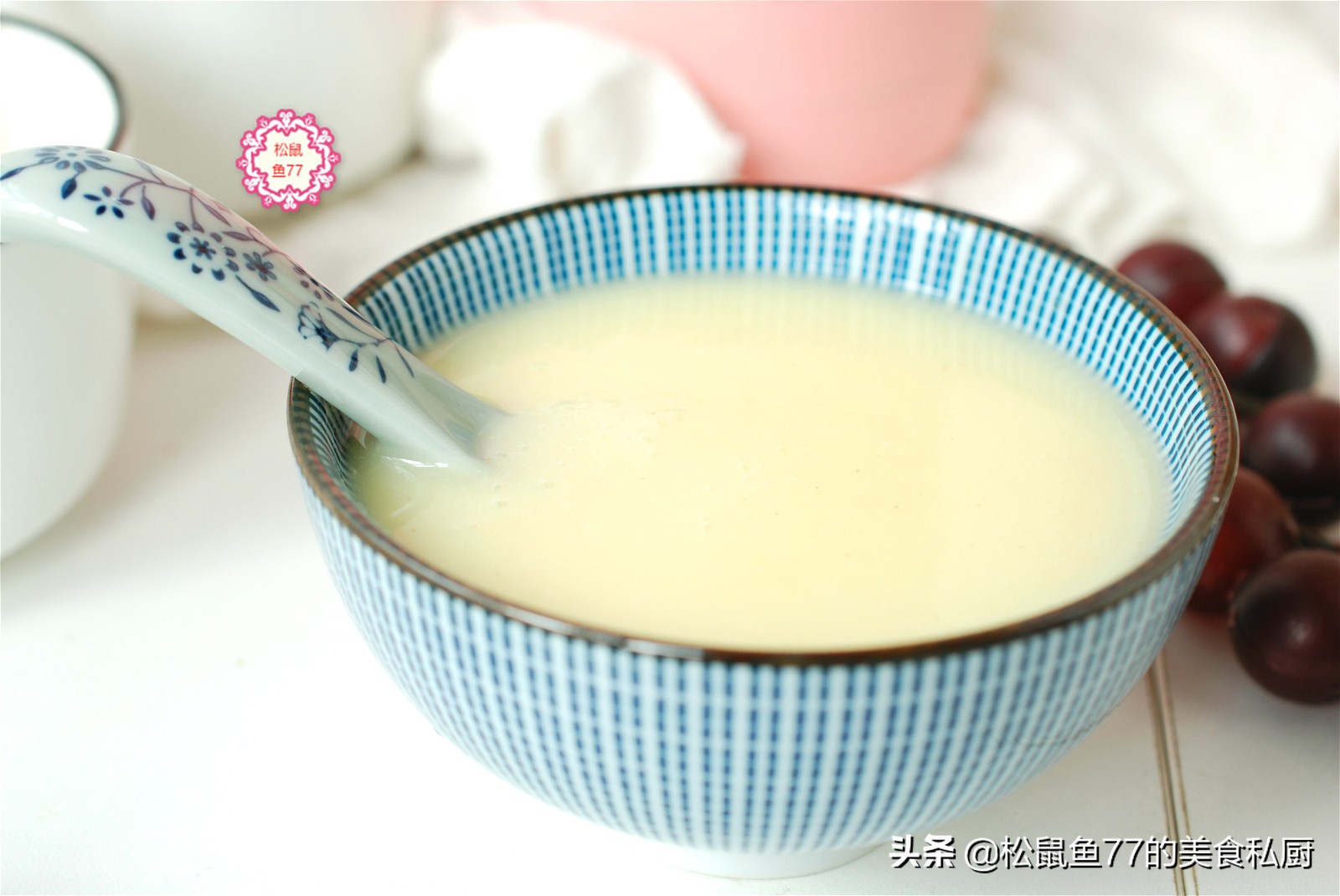 如何用牛奶做出一杯好喝的热饮,简单易做的饮品冬天奶茶