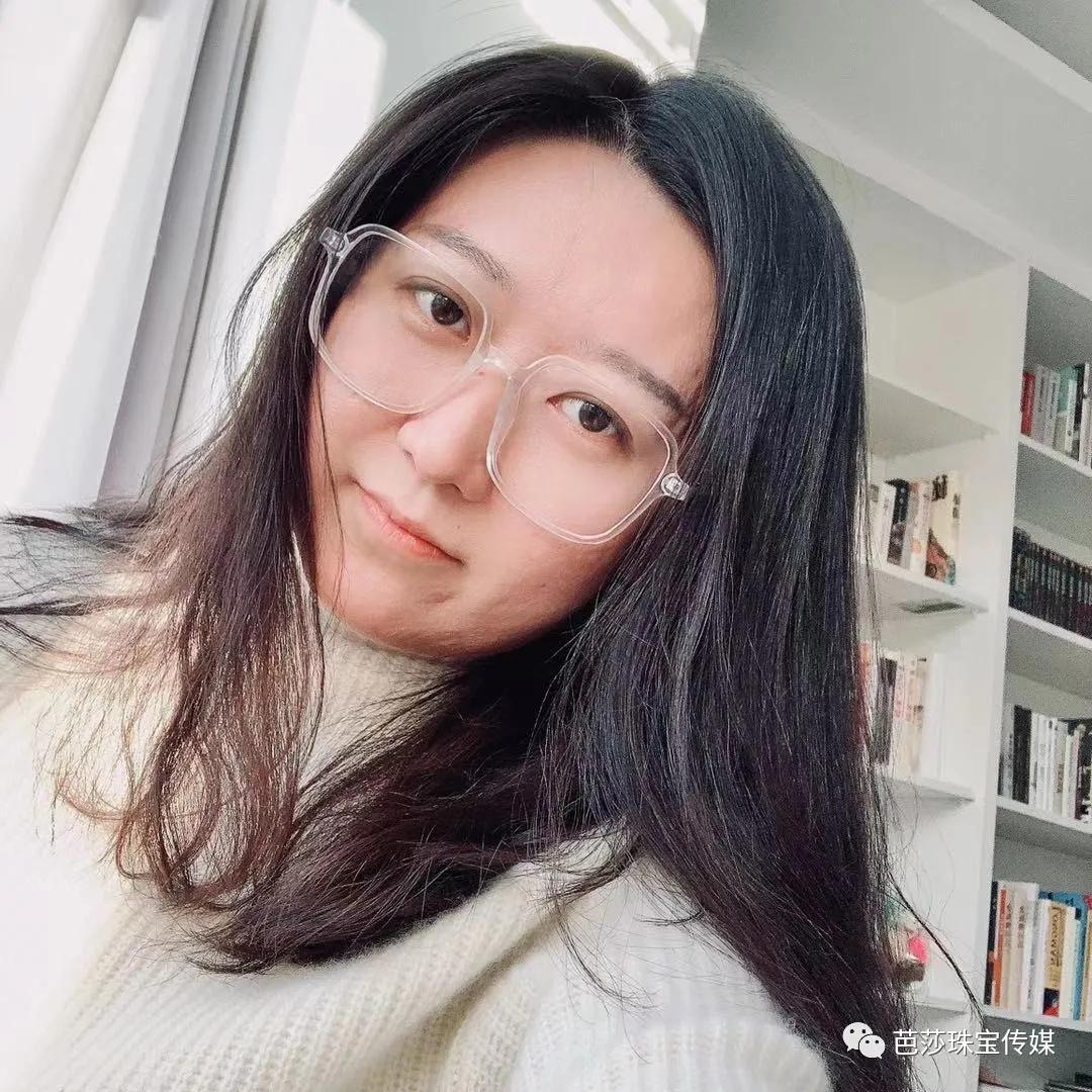 想伪装成专业又时髦的“芭珠编辑”吗？私藏书单首次公开