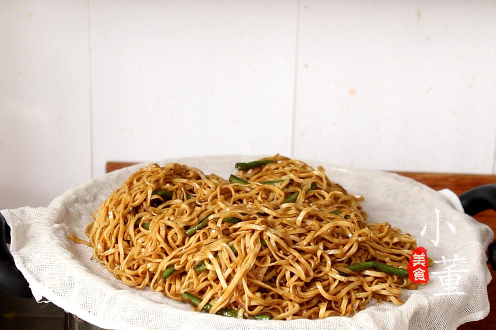 面条蒸面条怎么做好吃又简单,如何用干面条做素蒸面条