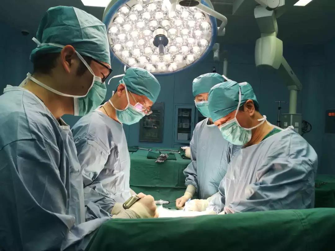 与死神赛跑医院上演生死营救2017,一场与死神争分夺秒的搏斗