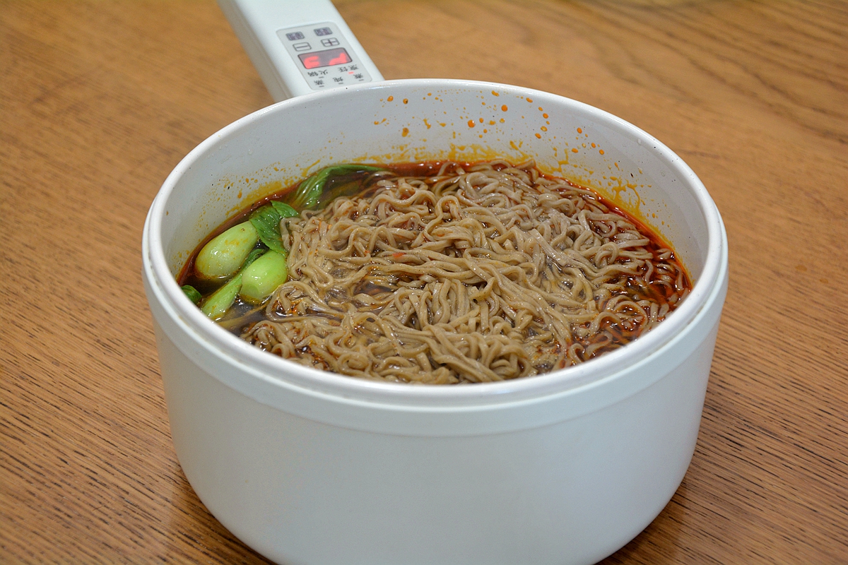 牛油火锅底料最佳吃法,麻辣火锅底料煮面条