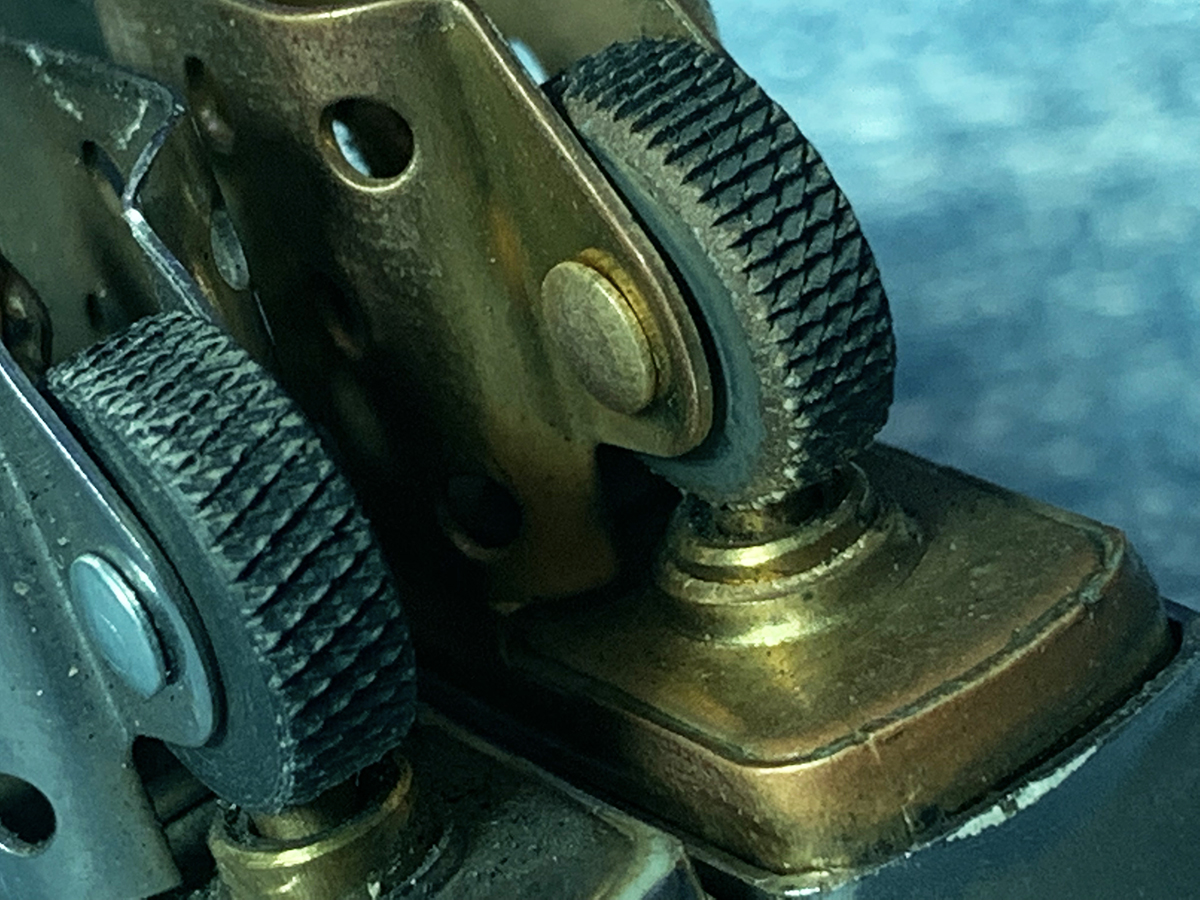 zippo打火姿势普通,打火机zippo2022年款真假辨别