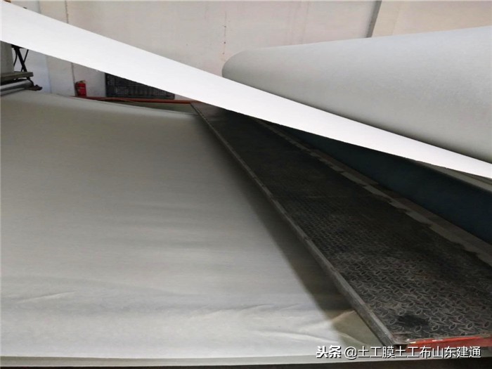 沼气池防渗土工布施工,沼气池防渗膜材料