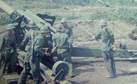 中越战争，为何军长要下令所有大炮轰炸一座孤山，原来大有用处